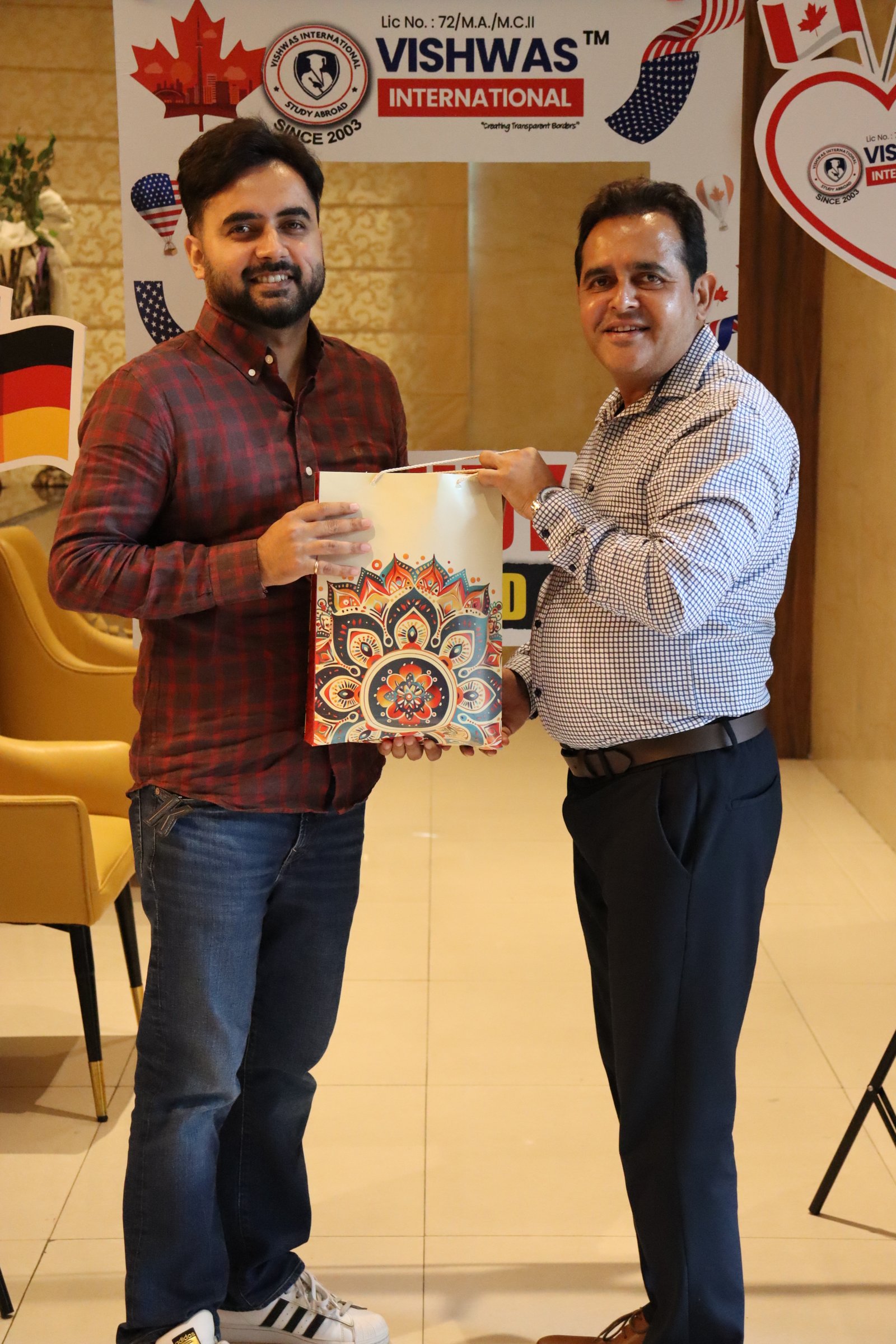 Visa Expert Mukesh Barar 1
