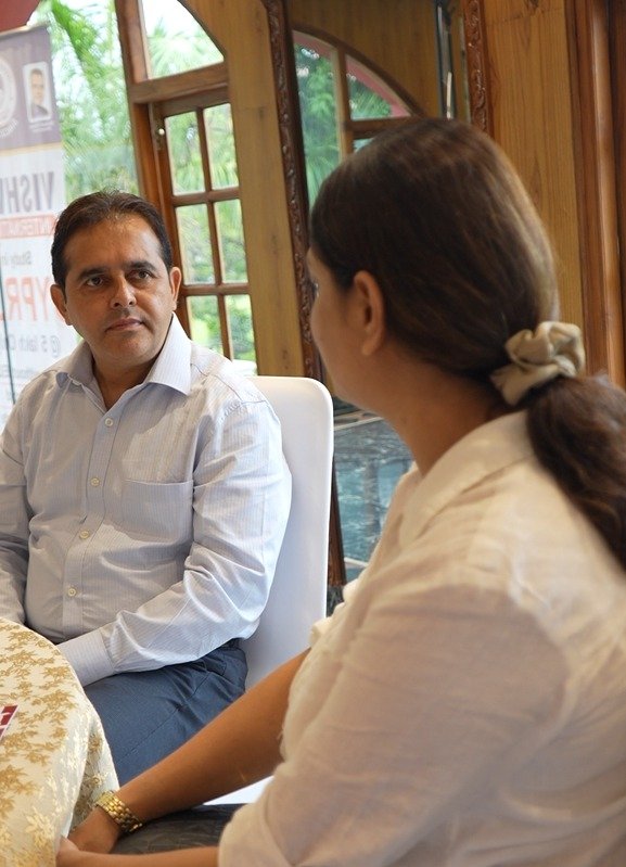 Visa Expert Mukesh Barar 4